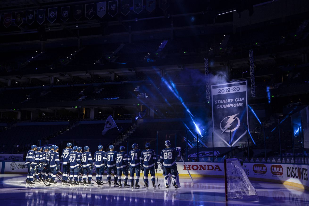 Chicago Blackhawks v Tampa Bay Lightning