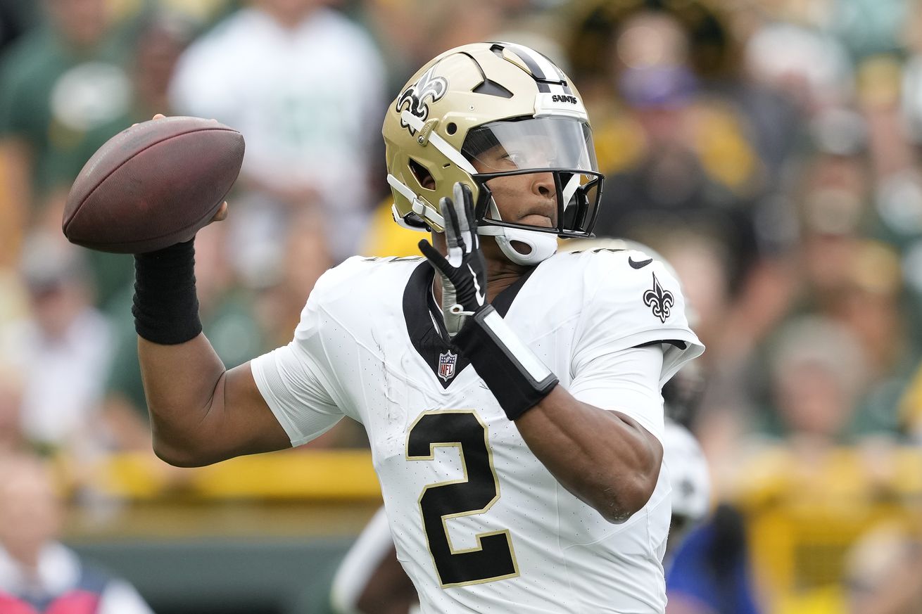 New Orleans Saints v Green Bay Packers