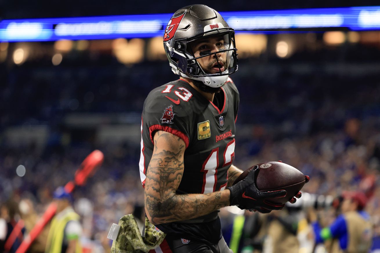 Tampa Bay Buccaneers v Indianapolis Colts