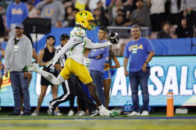 Oregon v UCLA