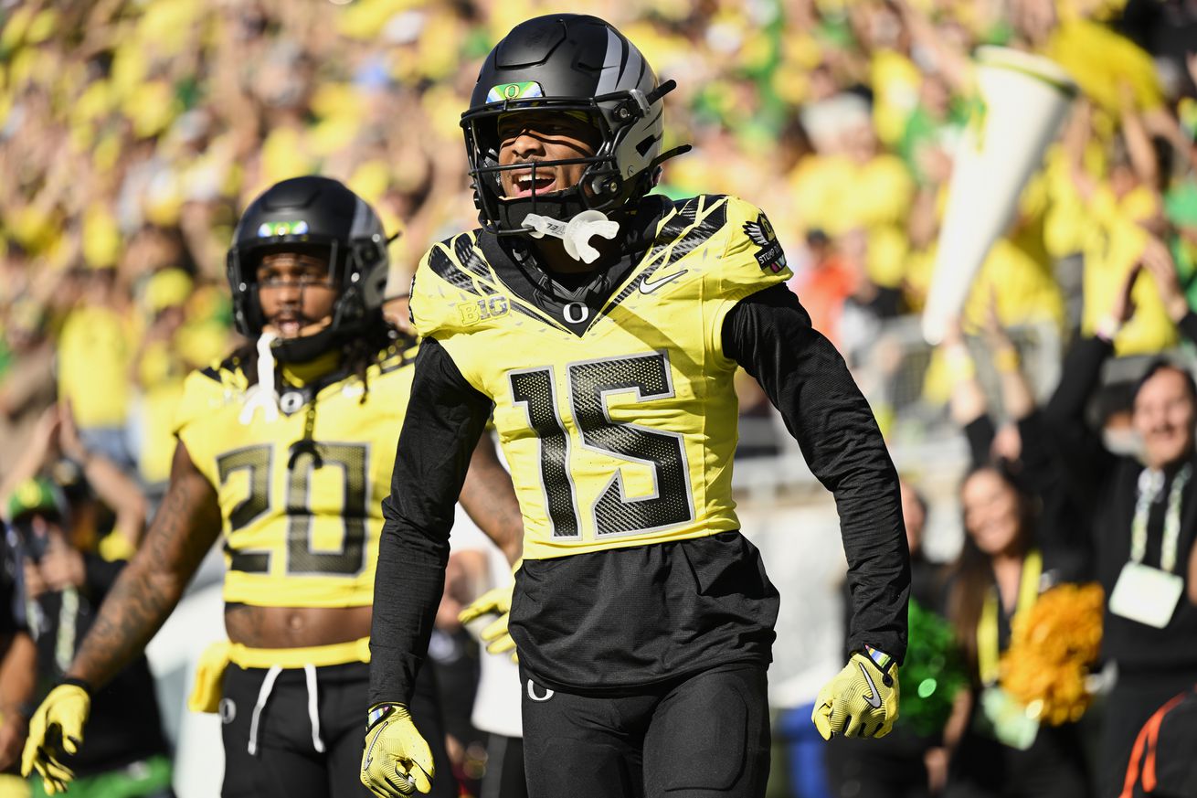 NCAA Football: Illinois at Oregon